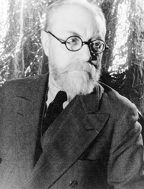 489px-Portrait_of_Henri_Matisse_1933_May_20.jpg